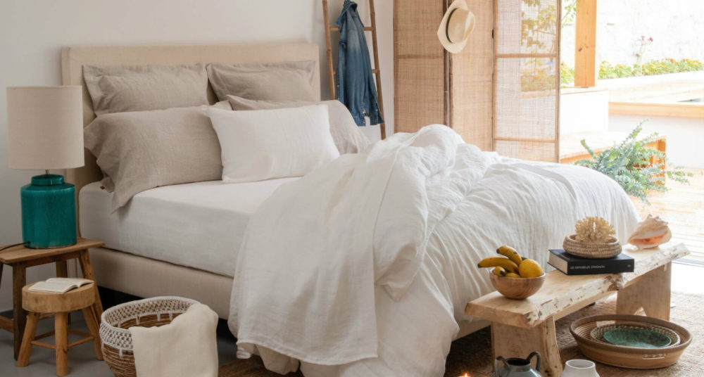 Hemp-off-white-sustainable-bedroom