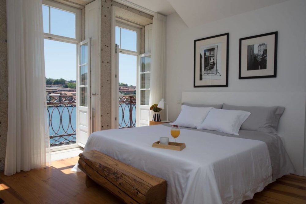 open-windows-for-sustainable-bedroom