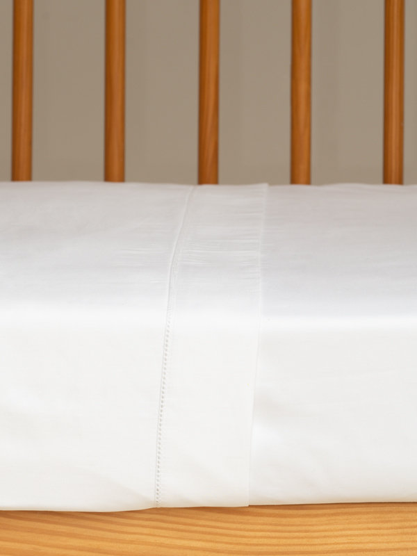 Details of Marialma's White Sensitive Zinc Cot Bed Sheet Set