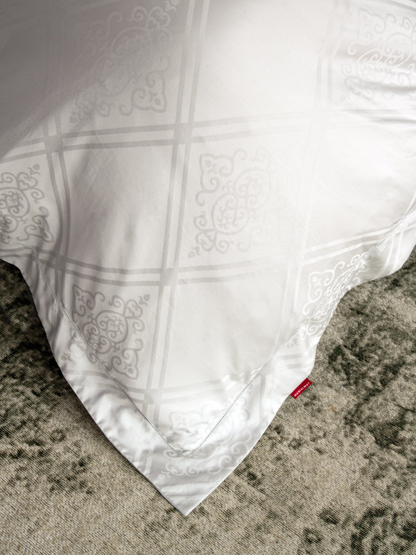 Details of Marialma's Grey Sensitive Zinc Duvet Cover that features a jacquard pattern
